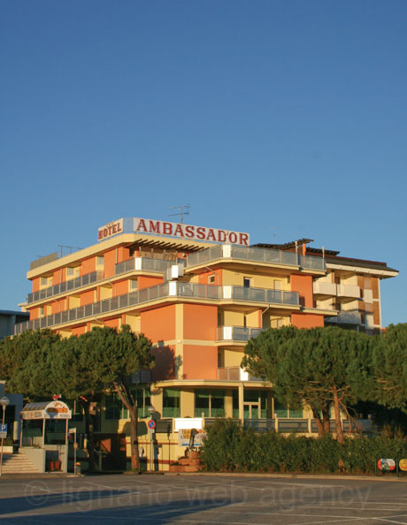 Das hotel ambassador von bibione foto