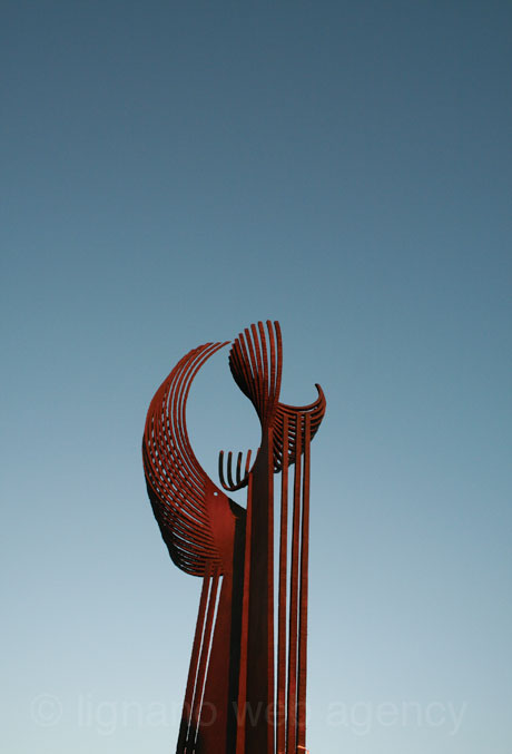 Bibione monument photo