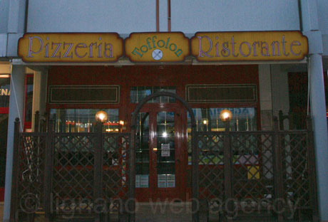 Ingresso pizzeria troffolon bibione foto